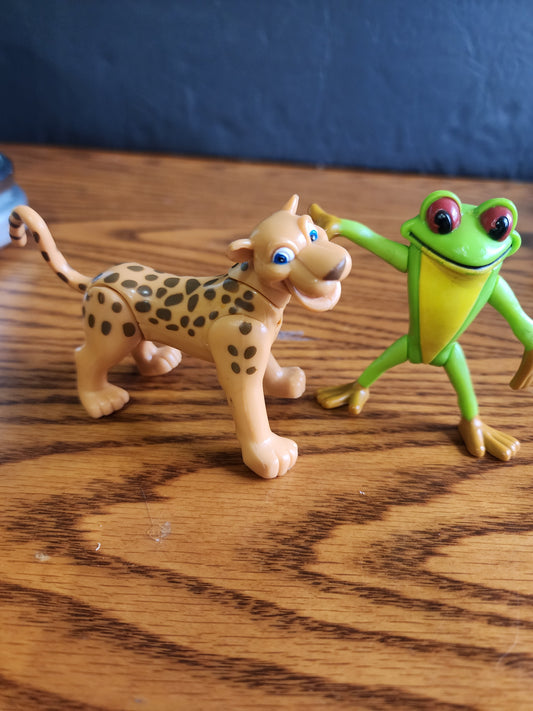 Rainforest Cafe Cha! Cha! The Red-Eyed Tree Frog &  Maya the Jaguar figures