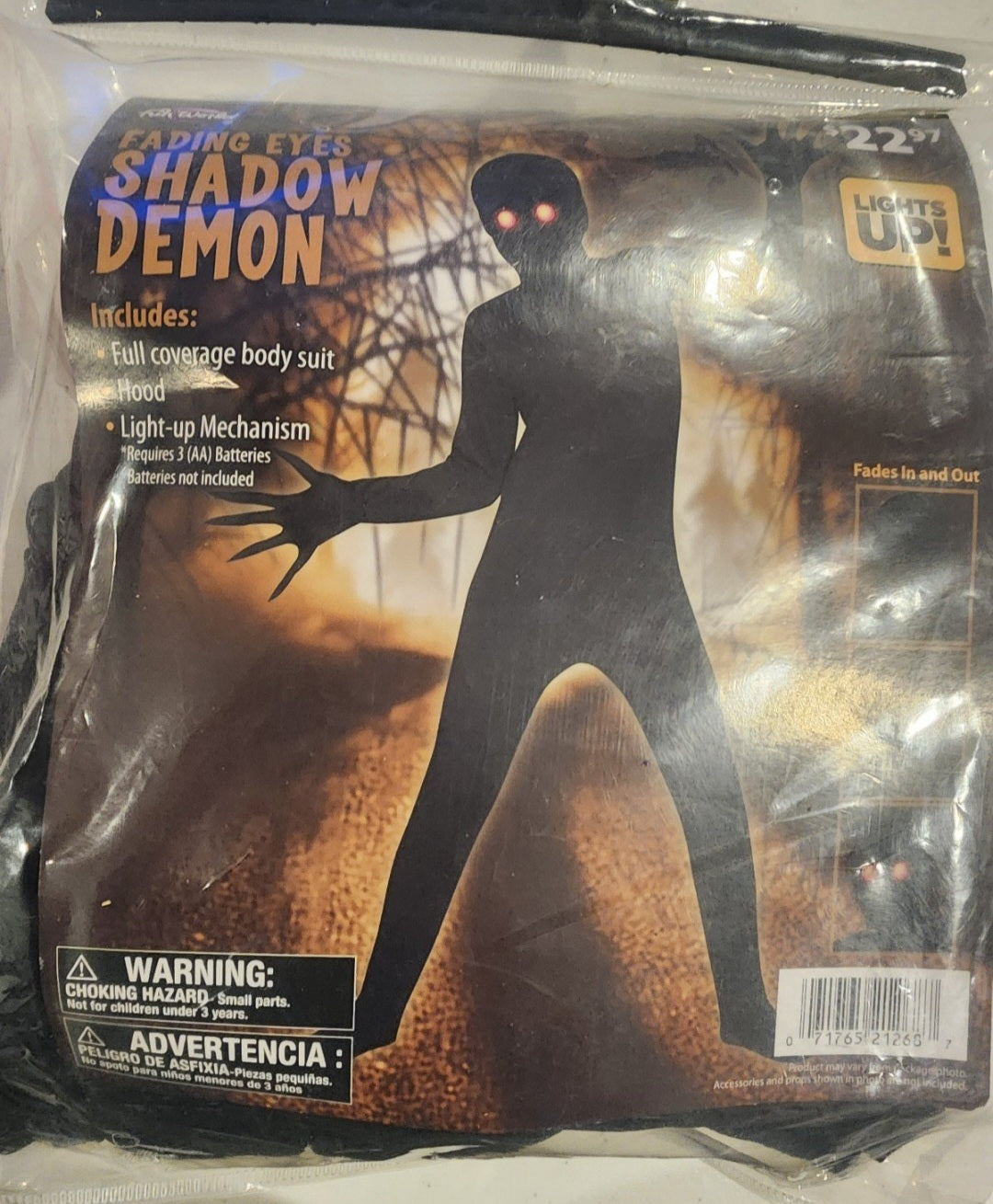 Boys Fading Eyes Shadow Demon XL 14/16 Lights Up!, Halloween costume