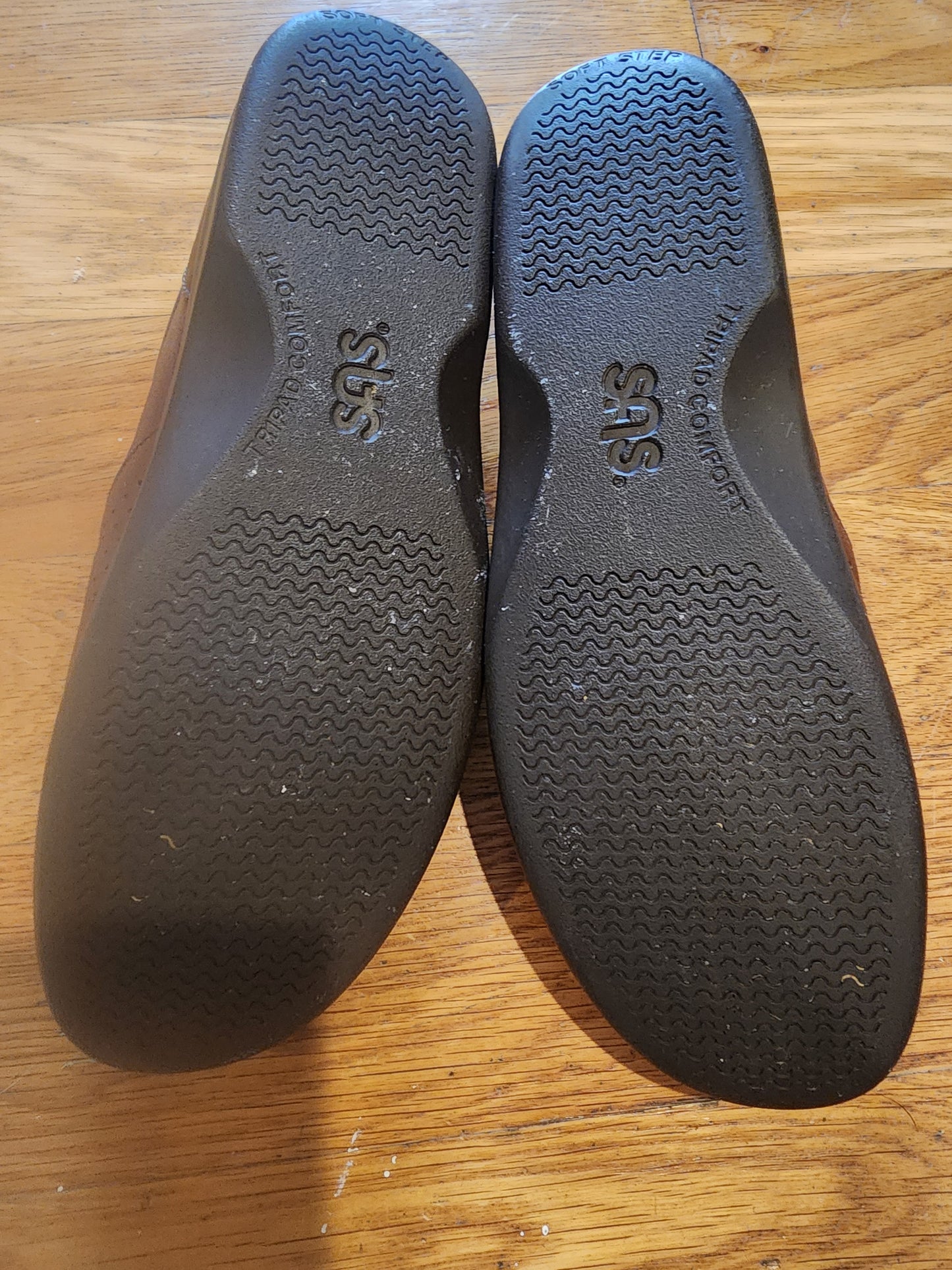 Sas Womens Viva Teak Leather Slip Ons Brown Size 8