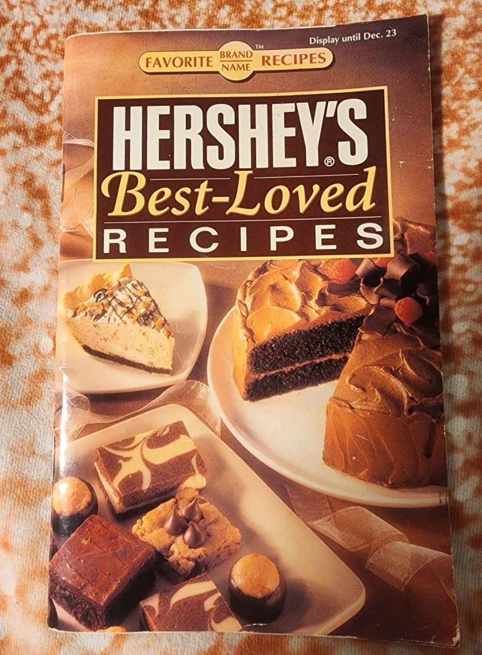 Hershey's Best-Loved Recipes Publications International PB, Cookbook