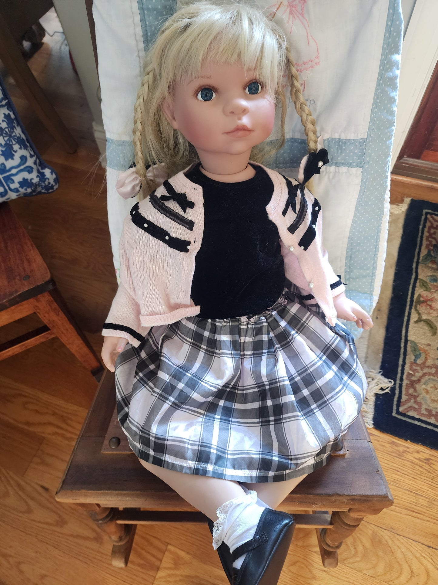 Denise McMillan Vinyl And Cloth 25" Doll AEL 2007 Blonde Hair Blue Eyes