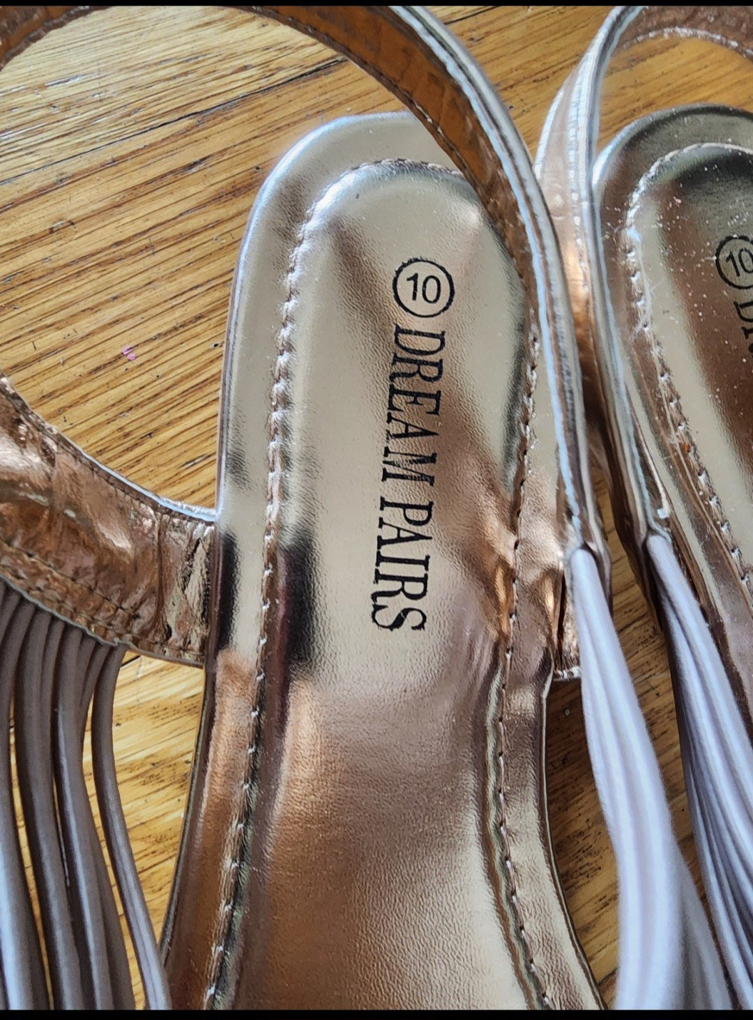 Glamorous Rose Gold Glitter Thong Sandals fits size 9.5