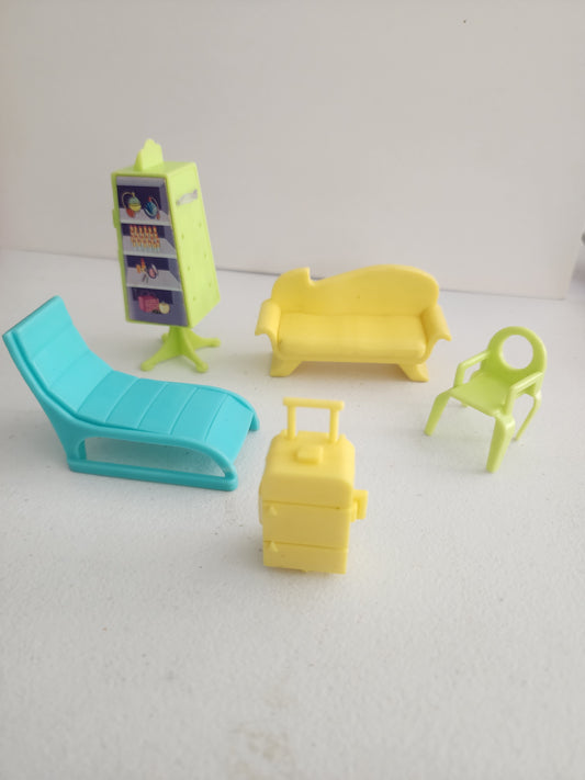 vintage Polly Pocket Relaxin' Resort  5 accessory piece,  from the Rock n Roll