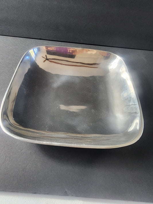 Pintel Collection by Towle 9.5" x 9.5"  Serving square bowl Decor