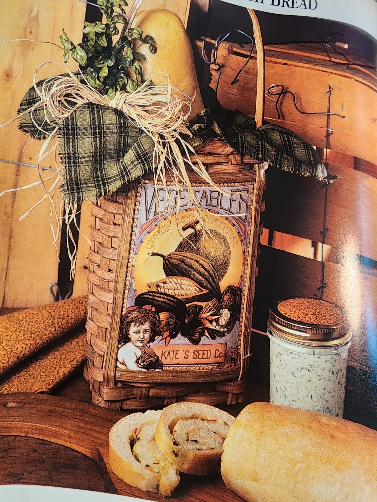 Year of Gifts of Good Taste by Leisure Arts Staff (1998, Hardcover)