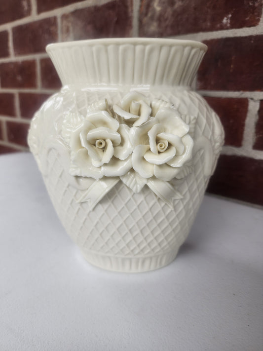 Embossed Ivory Vase: Capodimonte Style 7.5"