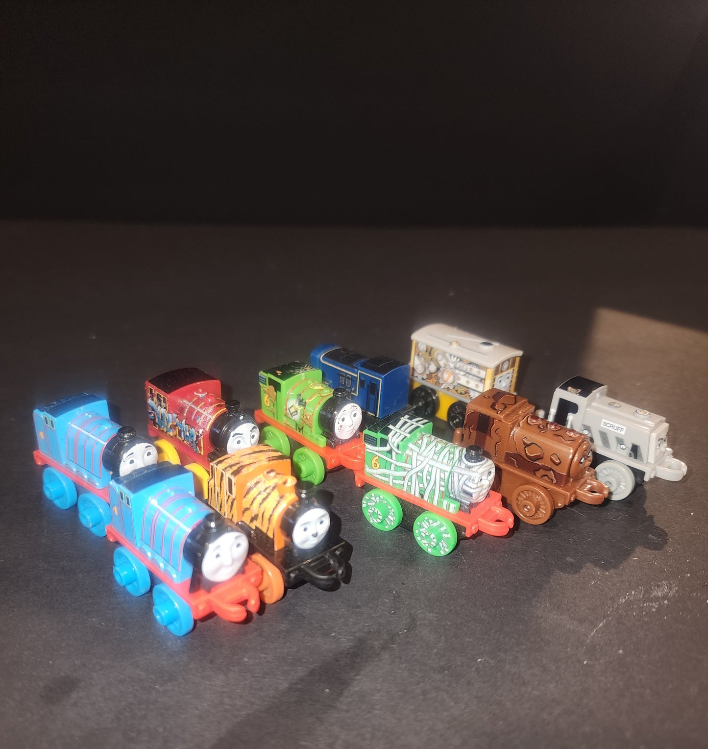 Thomas & Friends Minis Lot of 10- (Tiger, Graffiti, Metallic & More)
