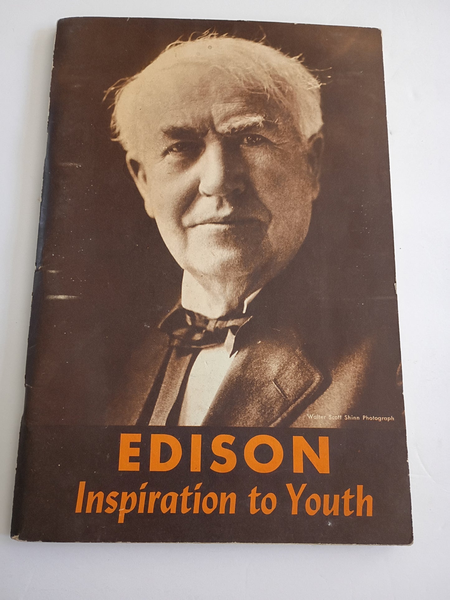 1962 softcover booklet, "Edison: Inspiration to Youth" by Arthur J. Palmer,