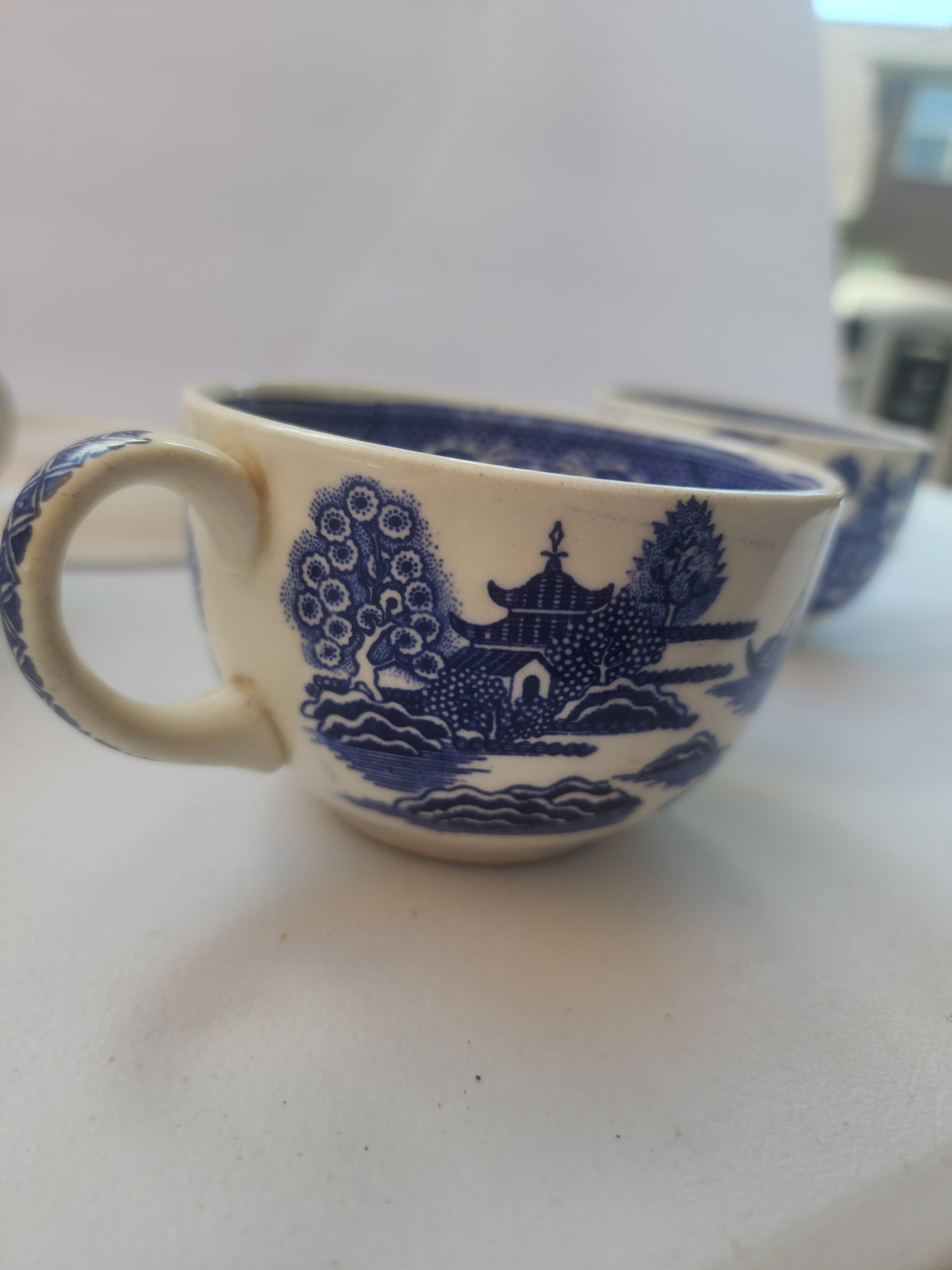 Vintage Blue Willow Teacup & Saucer Set of 8 Blue Transferware Japan