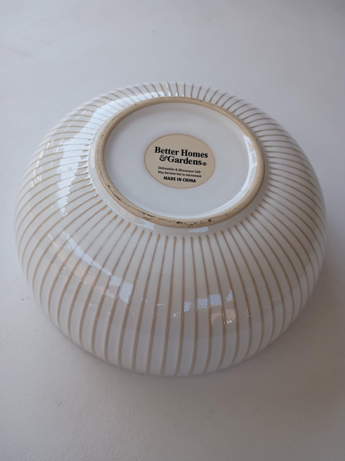 Better Homes and Gardens Modern Farmhouse 10-inch Round Serving Bowl