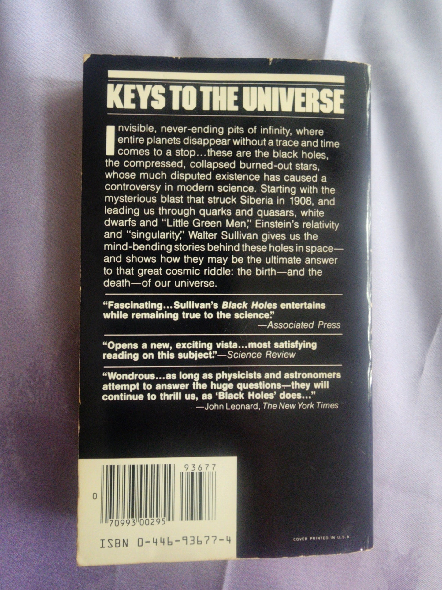 Black Holes, the Edge of Space, the End of Time
Book by Walter Sullivan