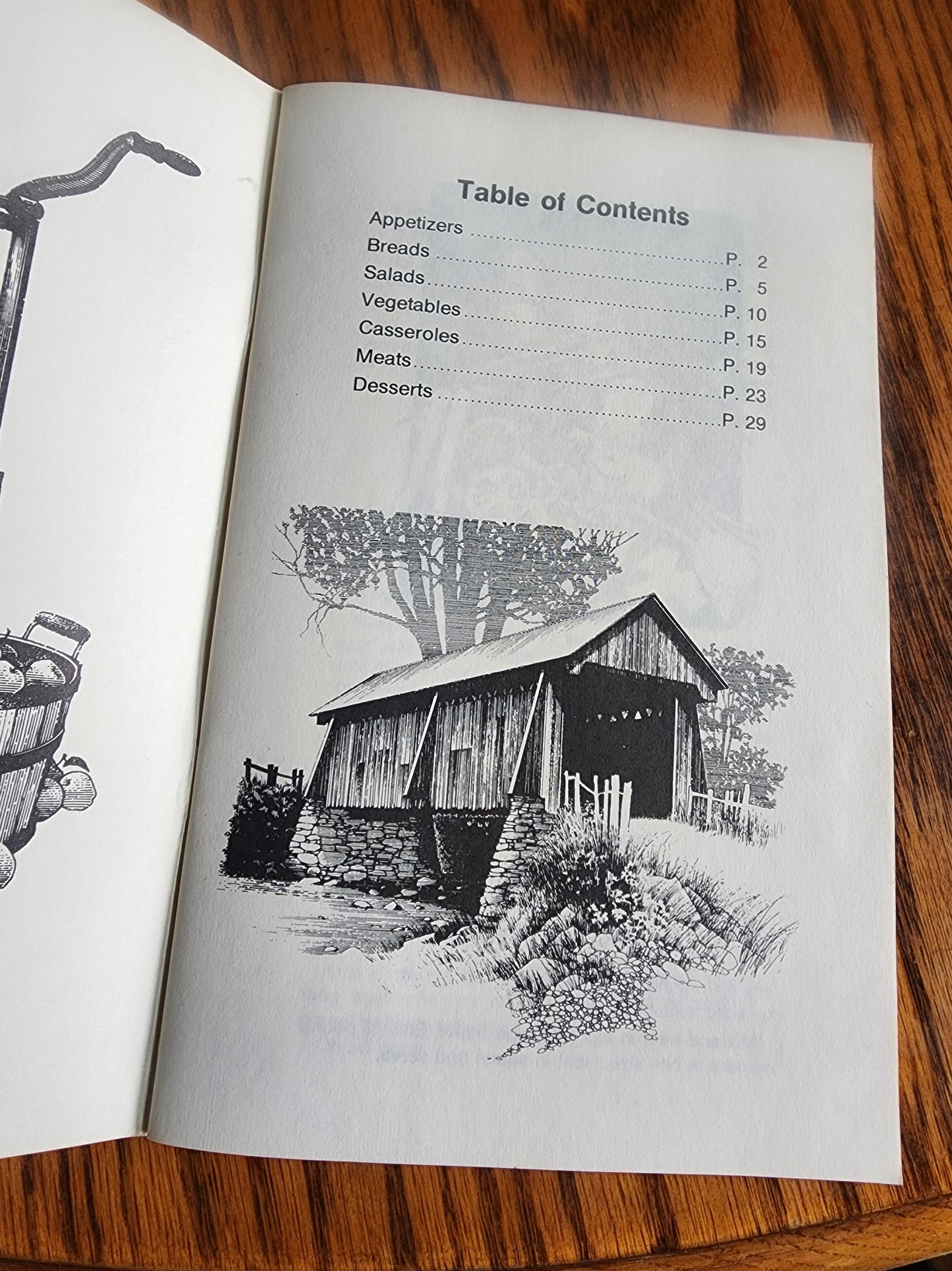 Loretta Lynn Kitchens’ Recipes Soft Cover 32 Page Southern Cookbook 1986