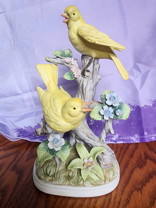VINTAGE ROYAL CROWN PORCELAIN YELLOW BIRD SCULPTURE FIGURINE BLUE FLOWERS JAPAN