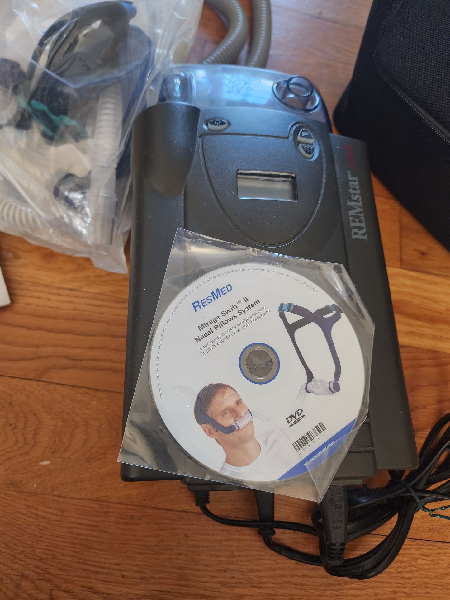 ResMed CPAP Machine Bundle with Travel Vag