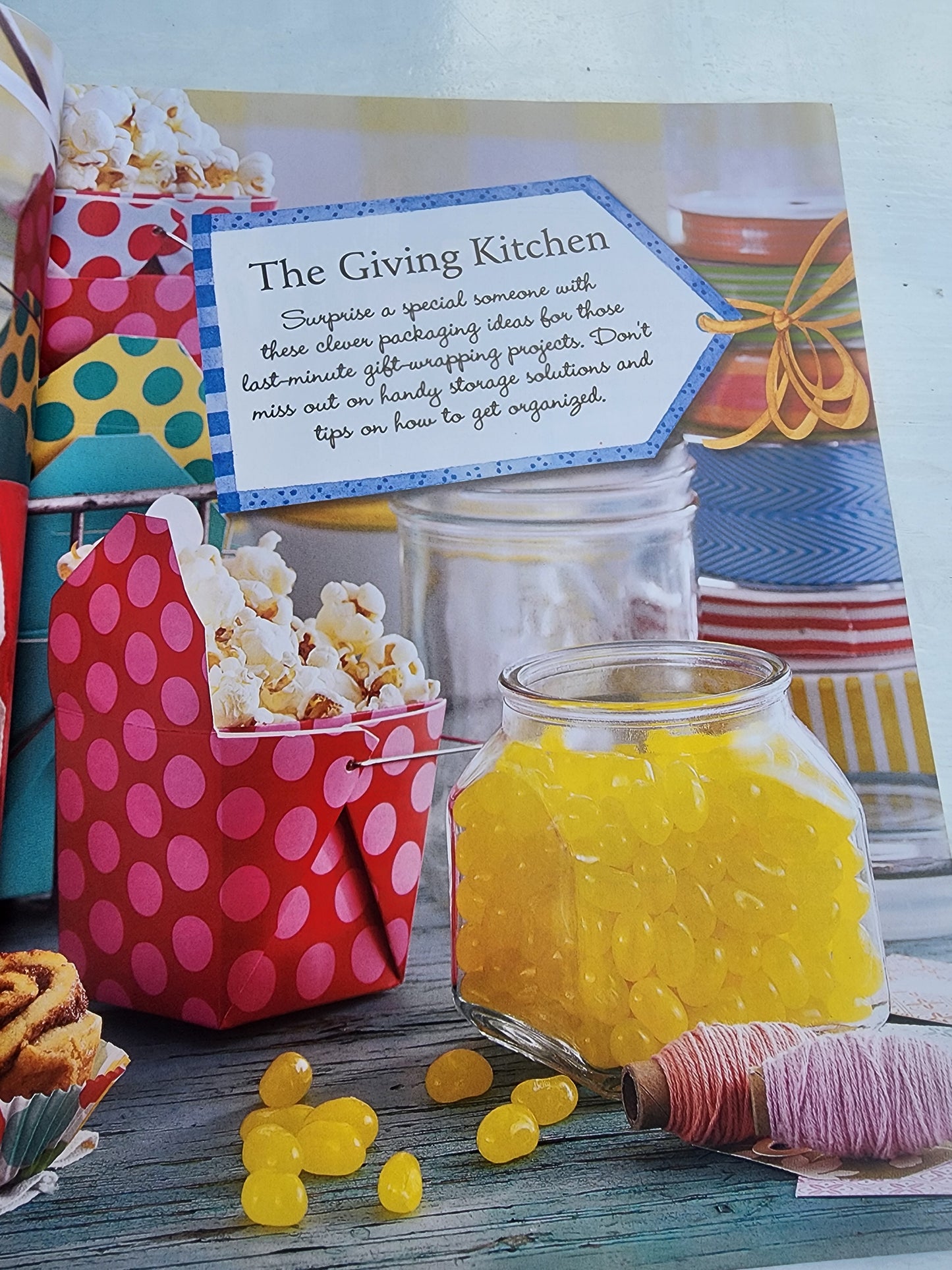 Gooseberry Patch Gifts from the Kitchen: More Than 150 Homemade Treats Cookbook