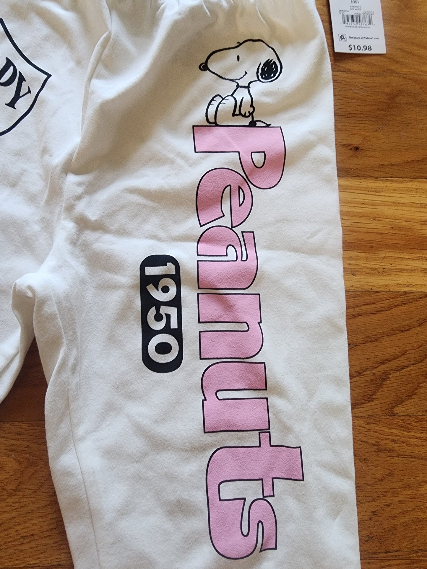 New Snoopy Peanuts off white shorts XXS 0