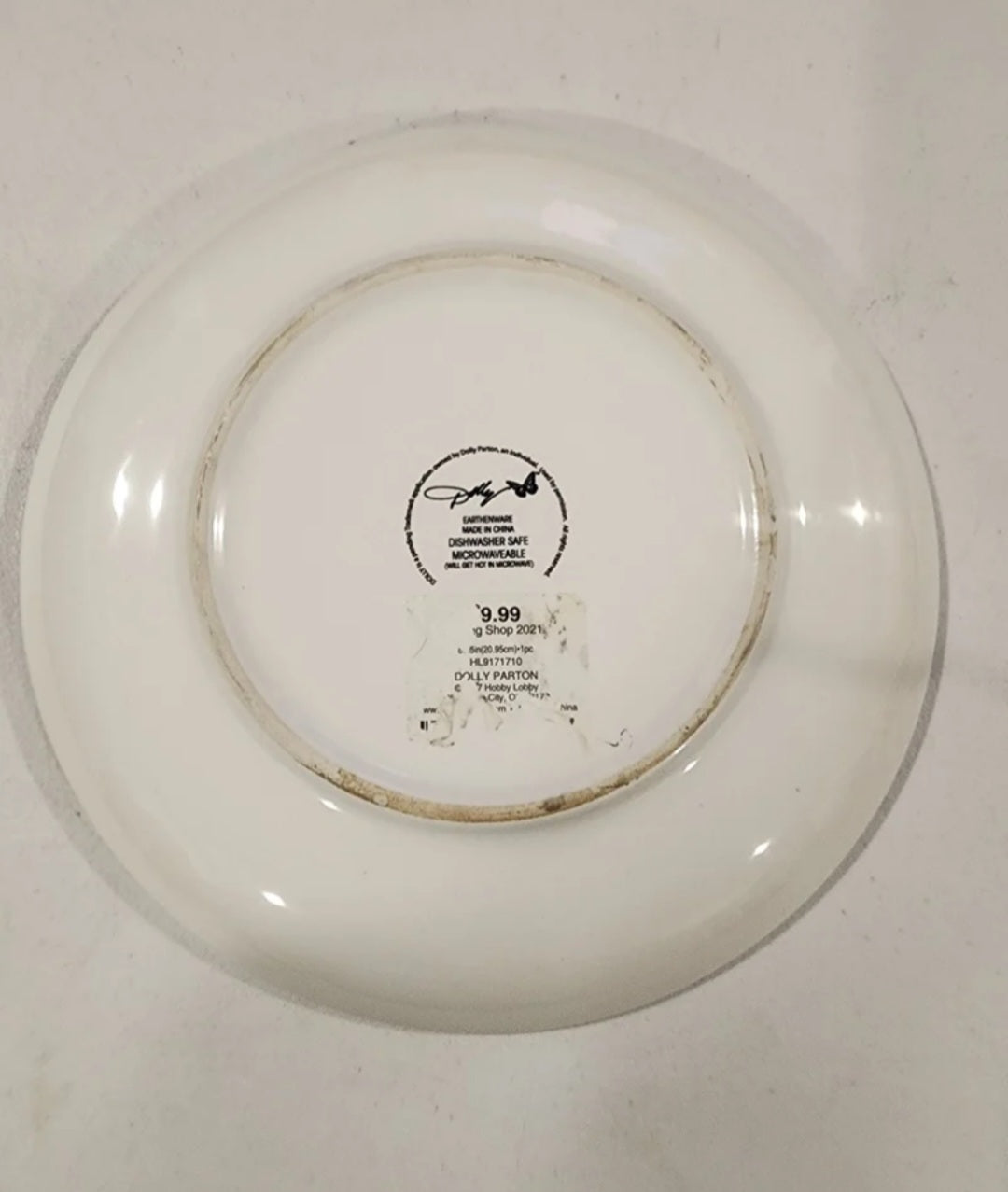 Dolly Parton Collection Ceramic aprox. 8.50" Plate Flowers Guitar Country Music