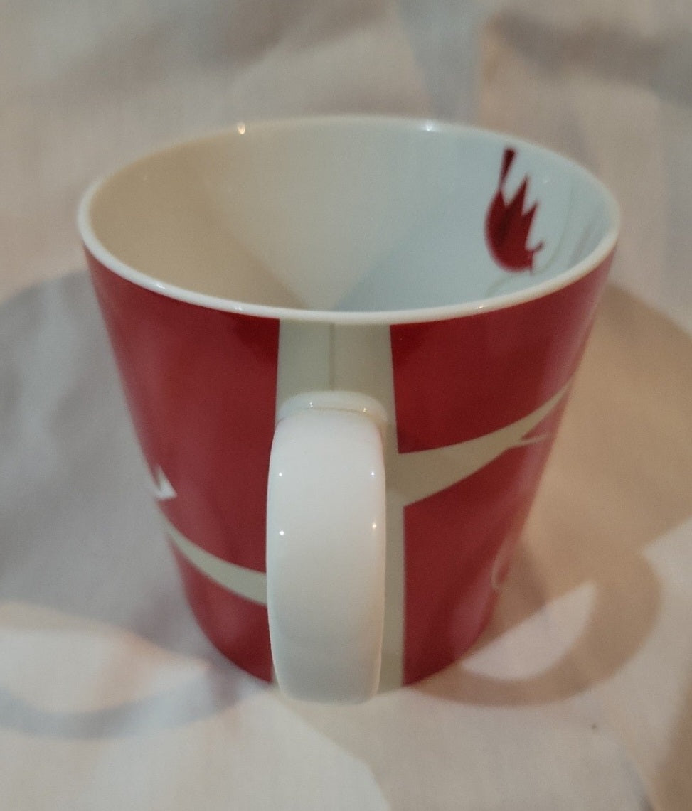 2011 Starbucks Red coffee mug. With Birds like new