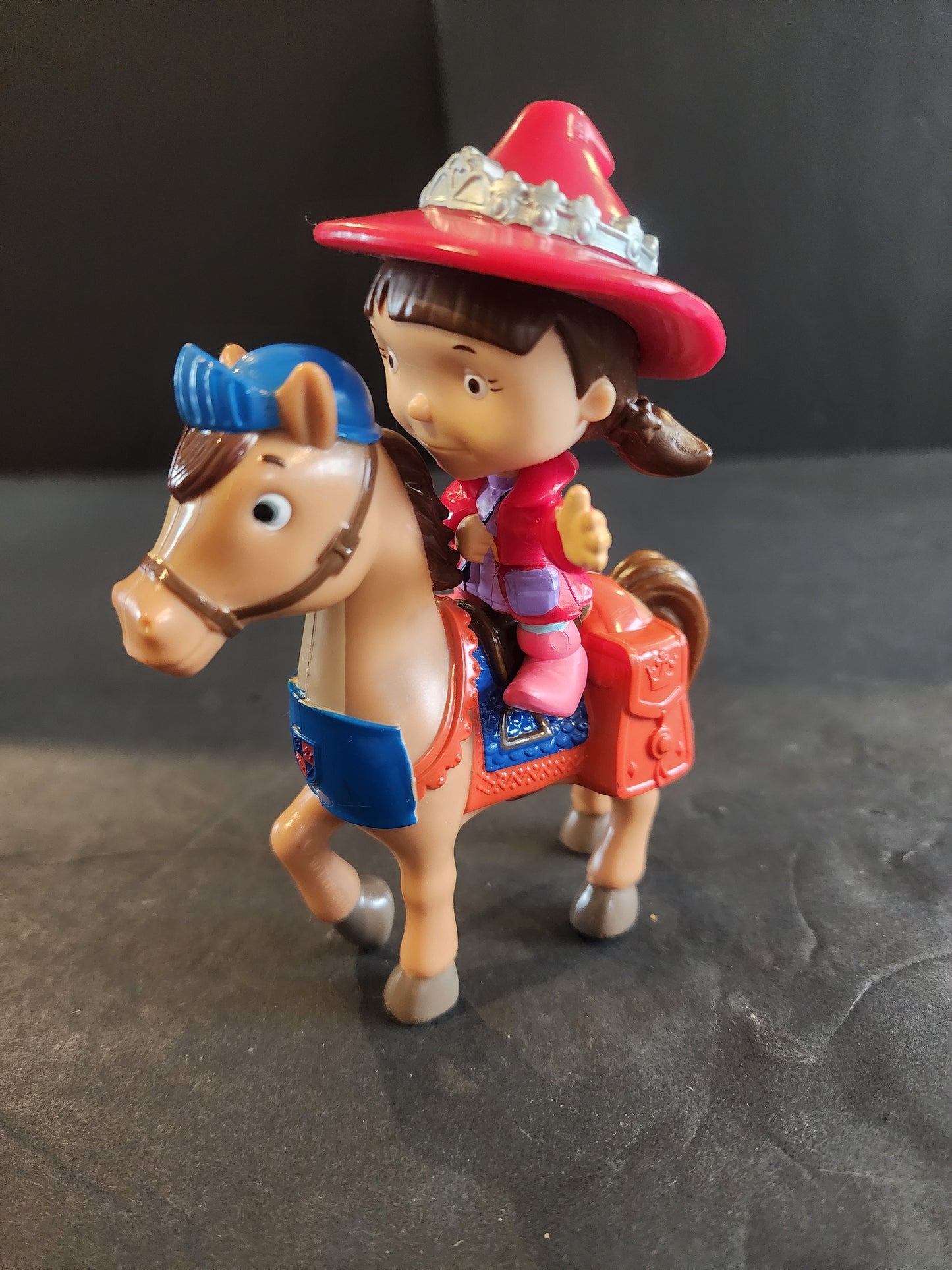 Fisher Price Mike the Knight Evie & Galahad Horse Figure Set Mattel 2012 Wizard