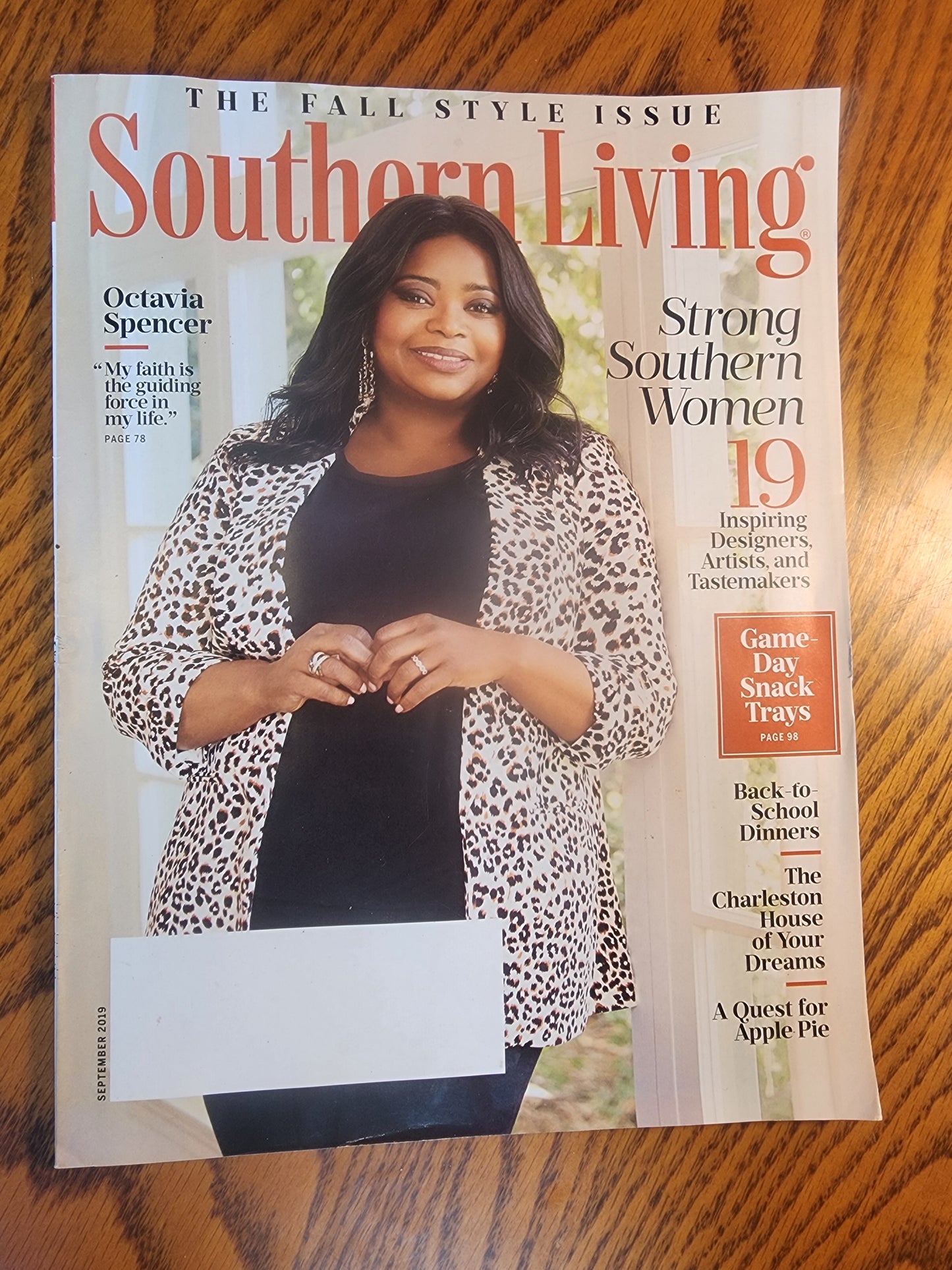 Southern Living September 2019 Octavia Spencer Charleston Apple Pie, Fall Style