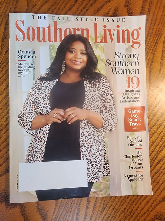 Southern Living September 2019 Octavia Spencer Charleston Apple Pie, Fall Style