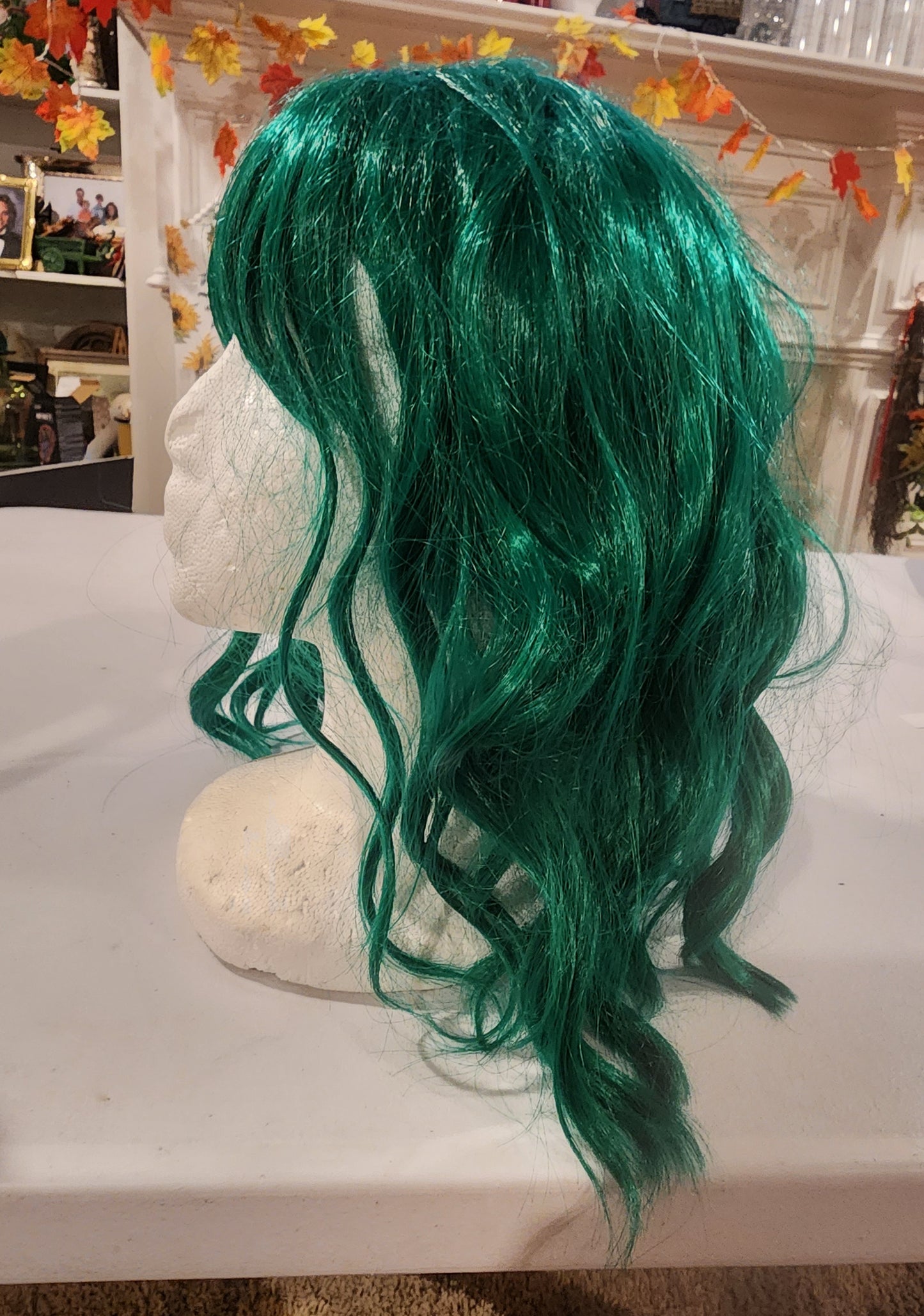 Green Wavy Wig with Bangs - Perfect for Cosplay, Halloween, or Parties