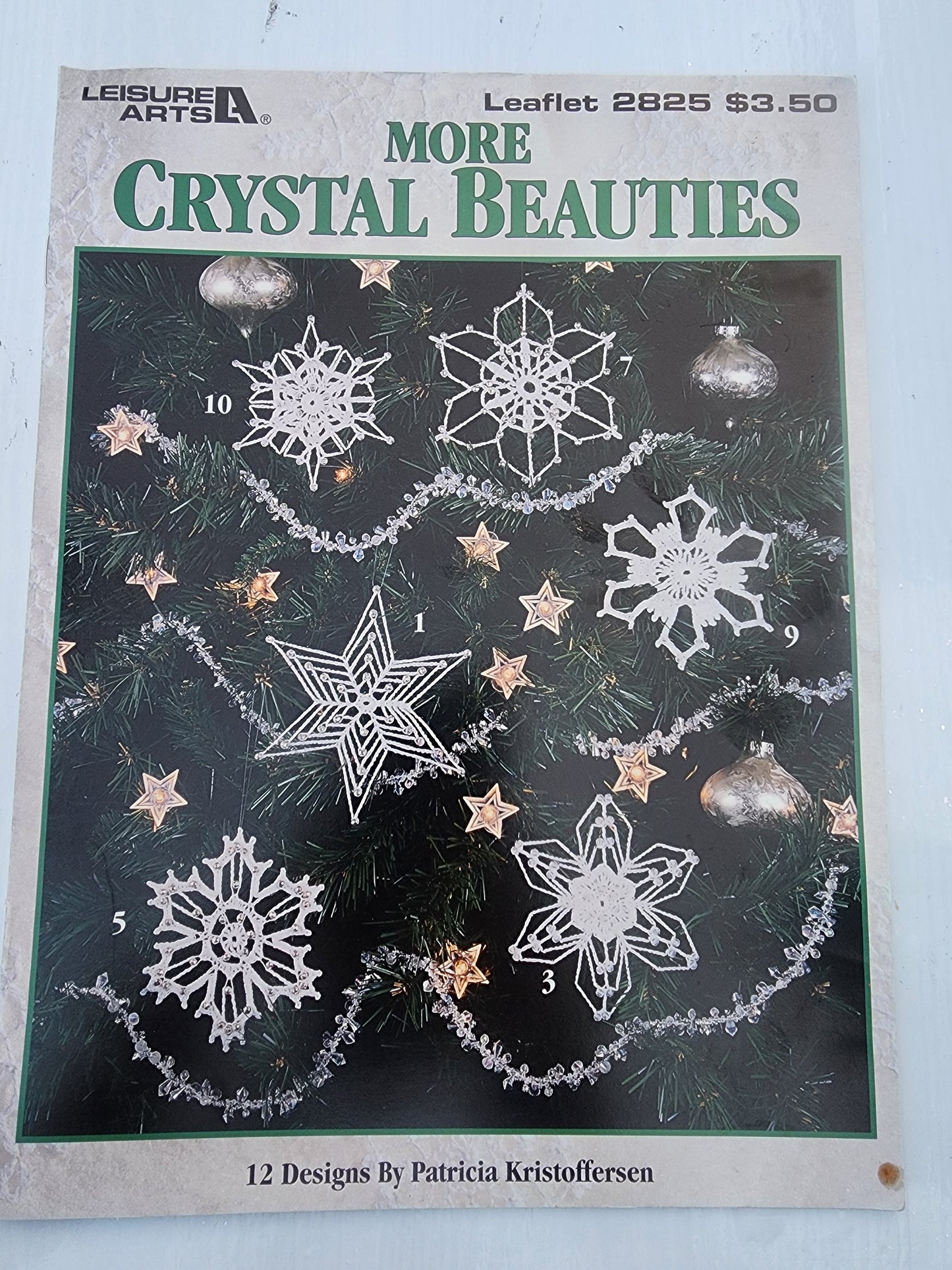 Vintage 1990s 2 Booklets -  Crystal Snowflakes 2825 & Skirting The Tree 2523