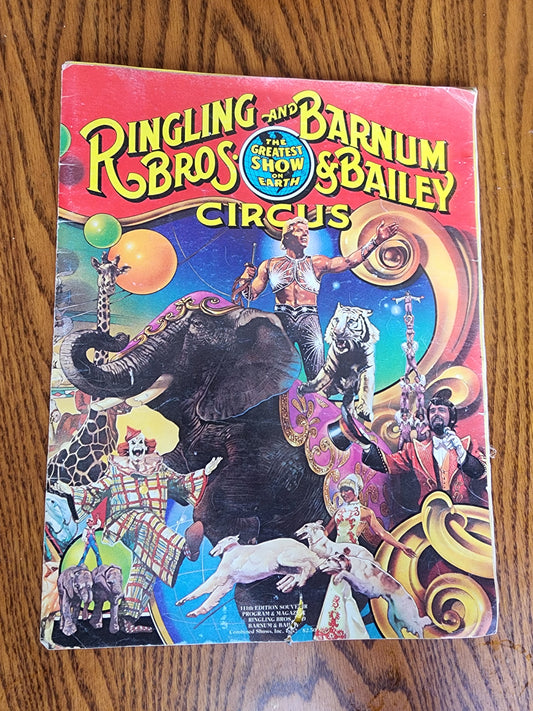 Vtg 1981 Ringling Bros and Barnum & Bailey Circus 11th Edition Souvenir bk progr