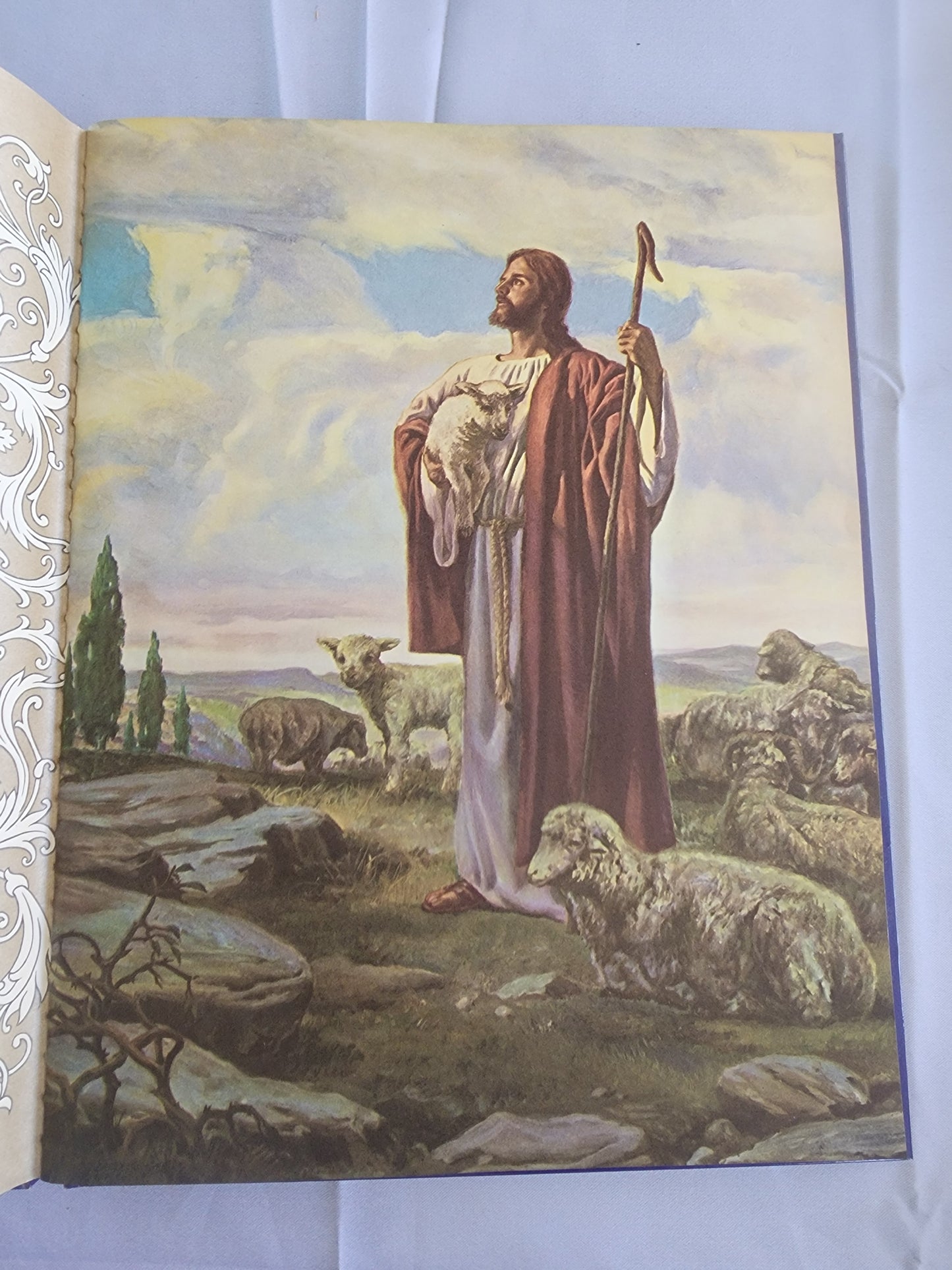 1962 A Treasure of Easter Religious Art. Ideal publication.hb Book