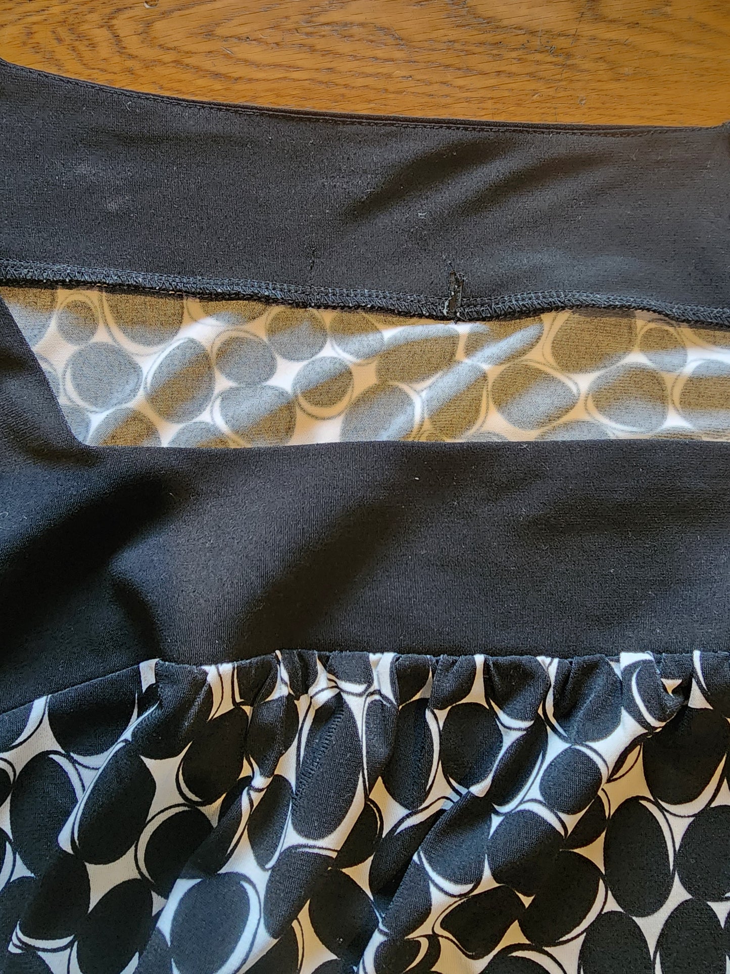 Womens Plus Size 1X Top  Easy Care geometric Print Tunic